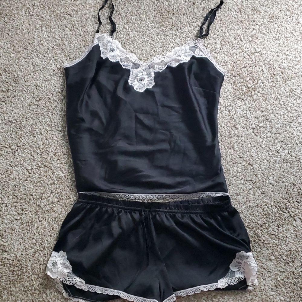 Victoria's Secret Satin Sleep Set Size M